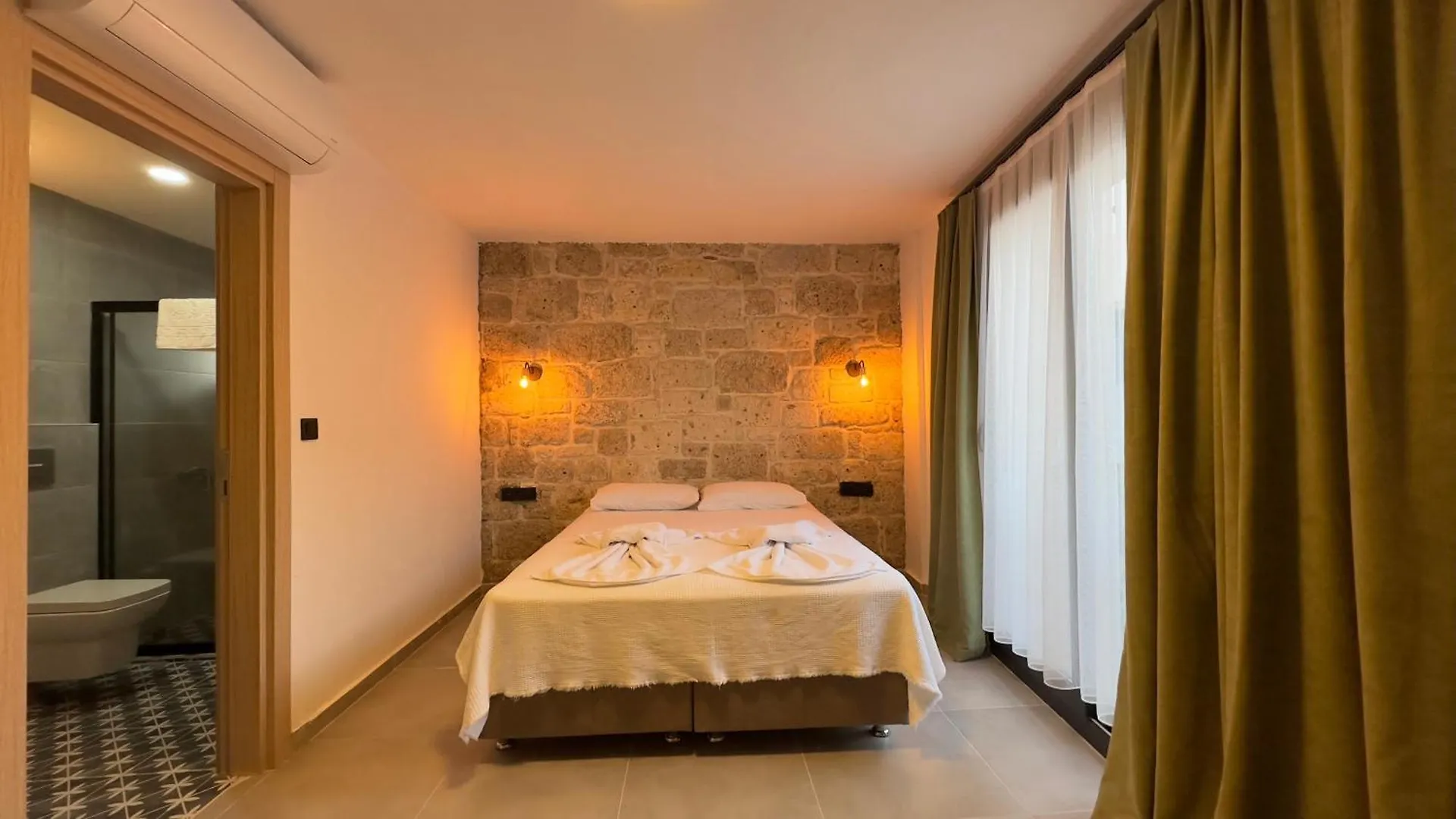 Bed and Breakfast Mira House Çeşme 0*,  Turecko
