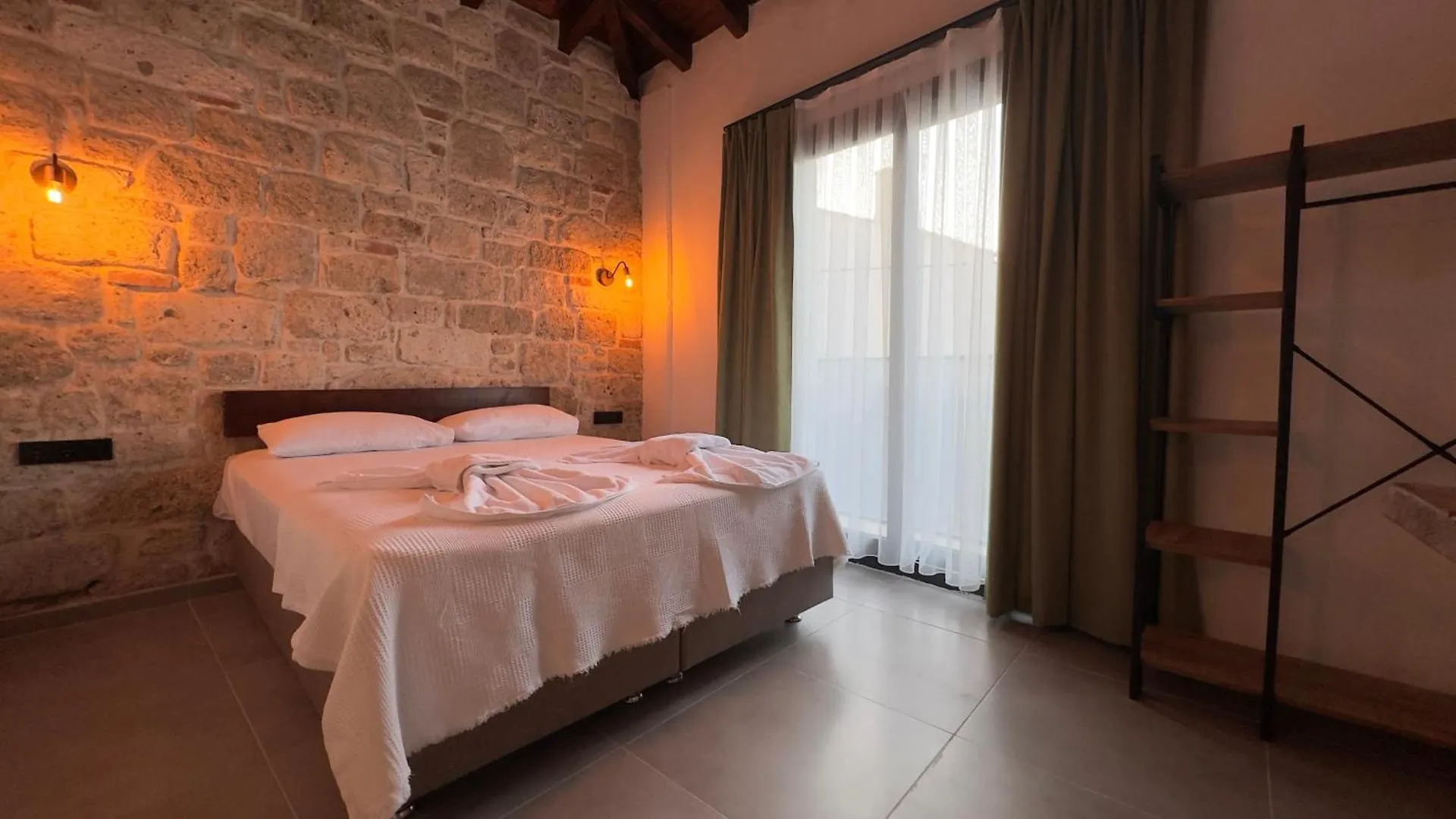 Bed and Breakfast Mira House Çeşme Bed & Breakfast