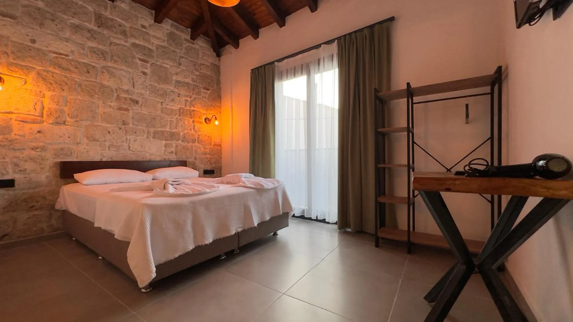 Bed and Breakfast Mira House Çeşme Turecko